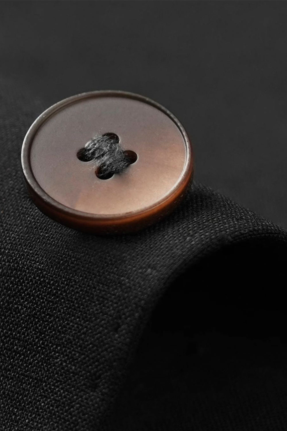 Blazer desestruturado single breasted, em viscose e liocel com lapela notched - Preto BPN