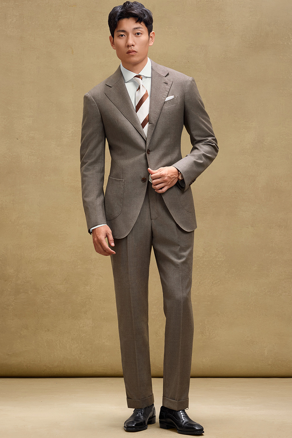 Lanifício Dino Filarte- Costume single breasted, half canvas, em lã flanelada super 110 18.25 µ , lapela notched - Castanho SKA