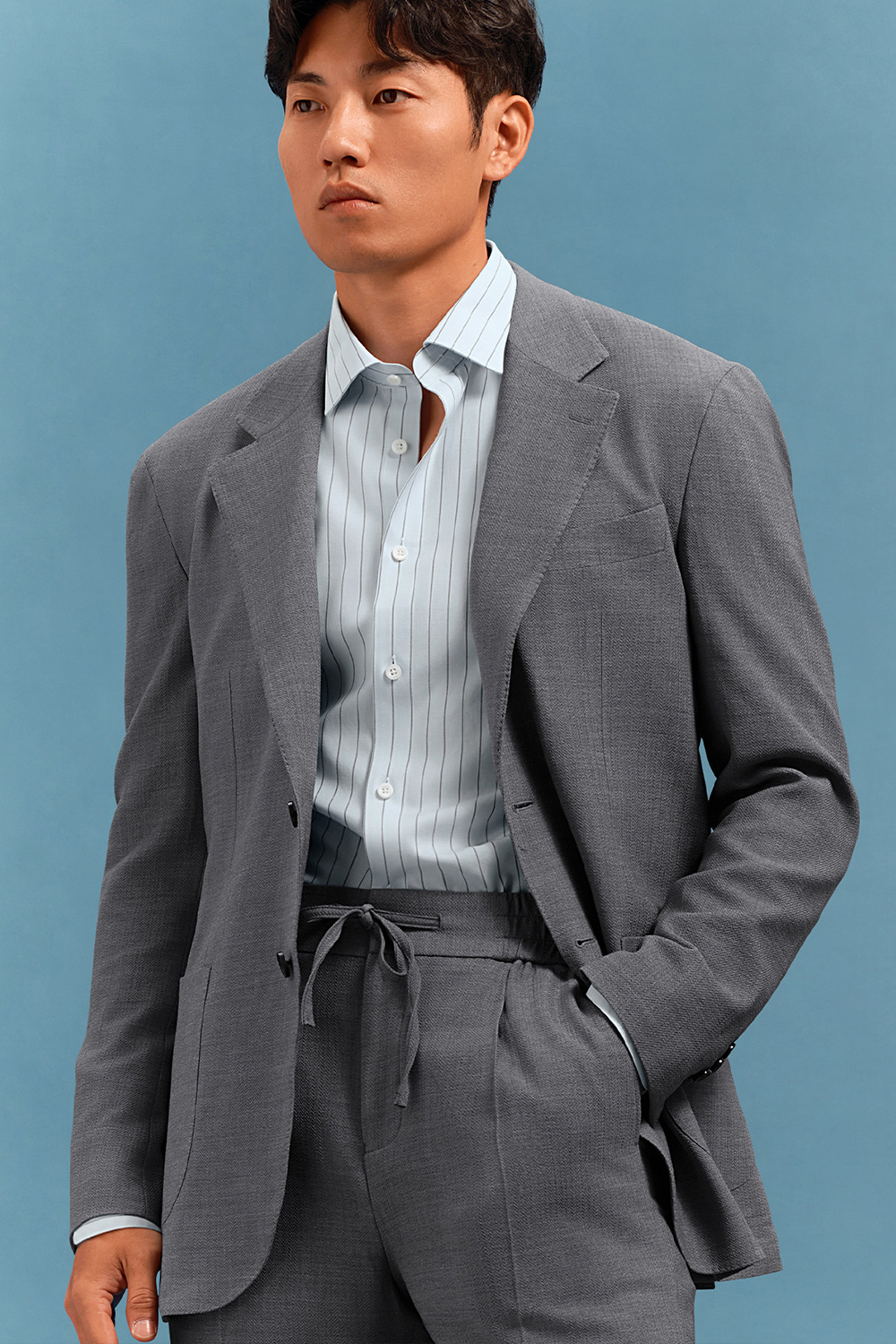 Lanifício MT Gerald - Costume single breasted, desestruturado, unlined, em lã, poli e seda, lapela notched - Cinza Espinha de peixe- SKR