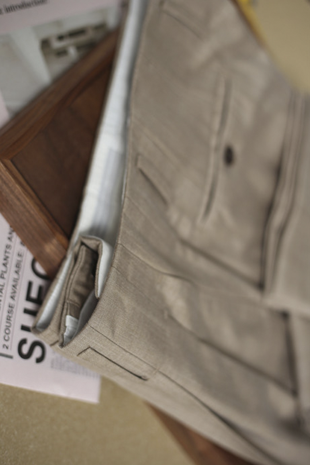 Ateliê Lynch - Calça cós de Hollywood, em linho, algodão e poliviscose -  Khaki
