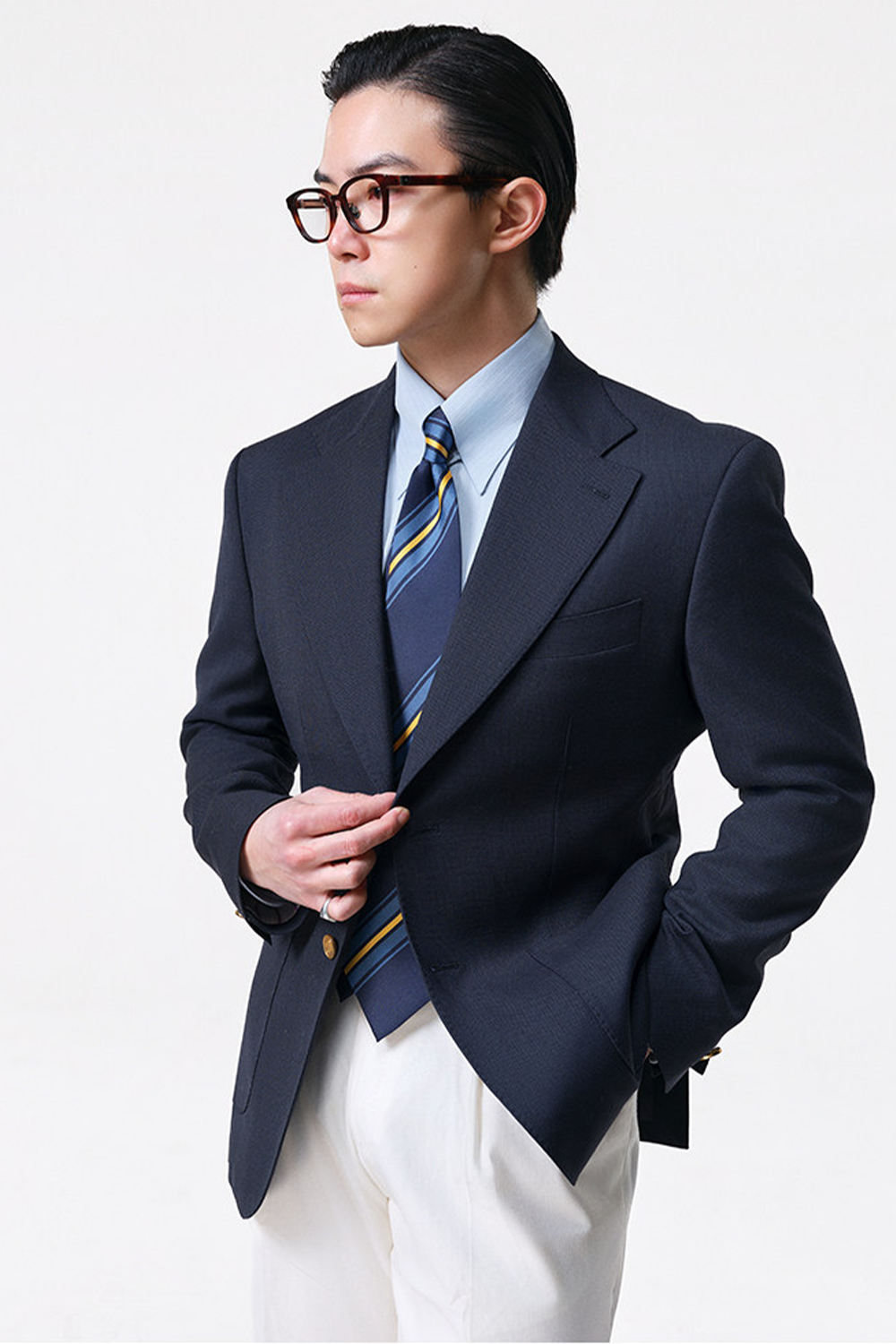 Blazer single breasted em lã merino 110's 18.25 micron com lapela notched large - Azul PYZ