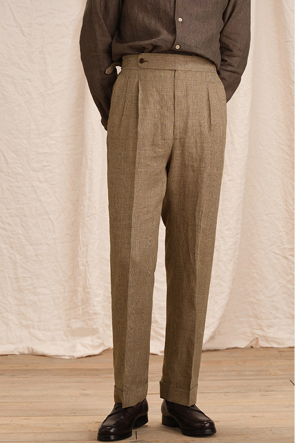 Calça de cintura alta, com pregas duplas, 100% french linho, Khaki Príncipe de Galês - ACT