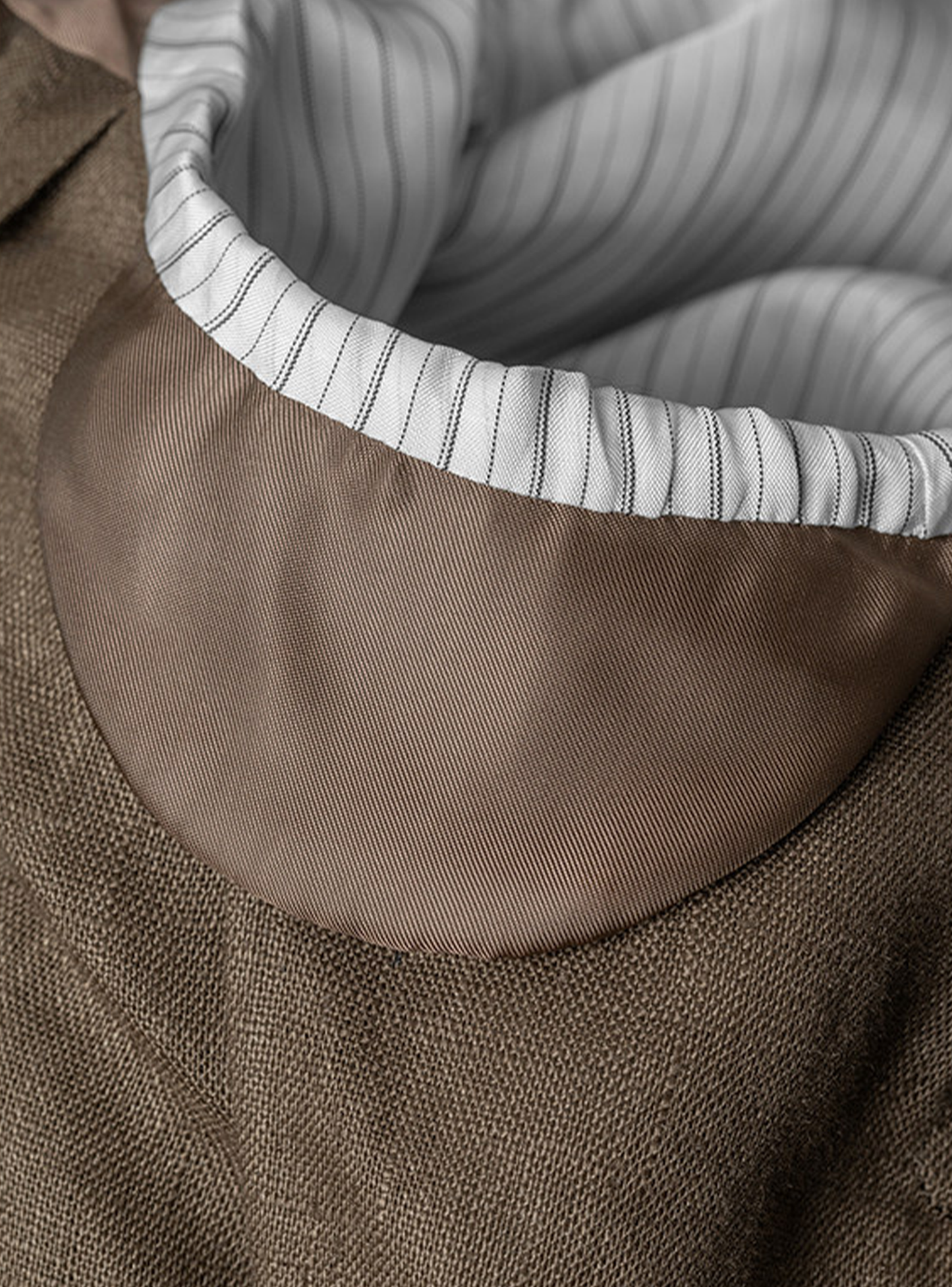 MT GERALD - Blazer double breasted 6x2, half linen, 100% linho,  estrutura half canvas com lapela peak - Marrom SKR