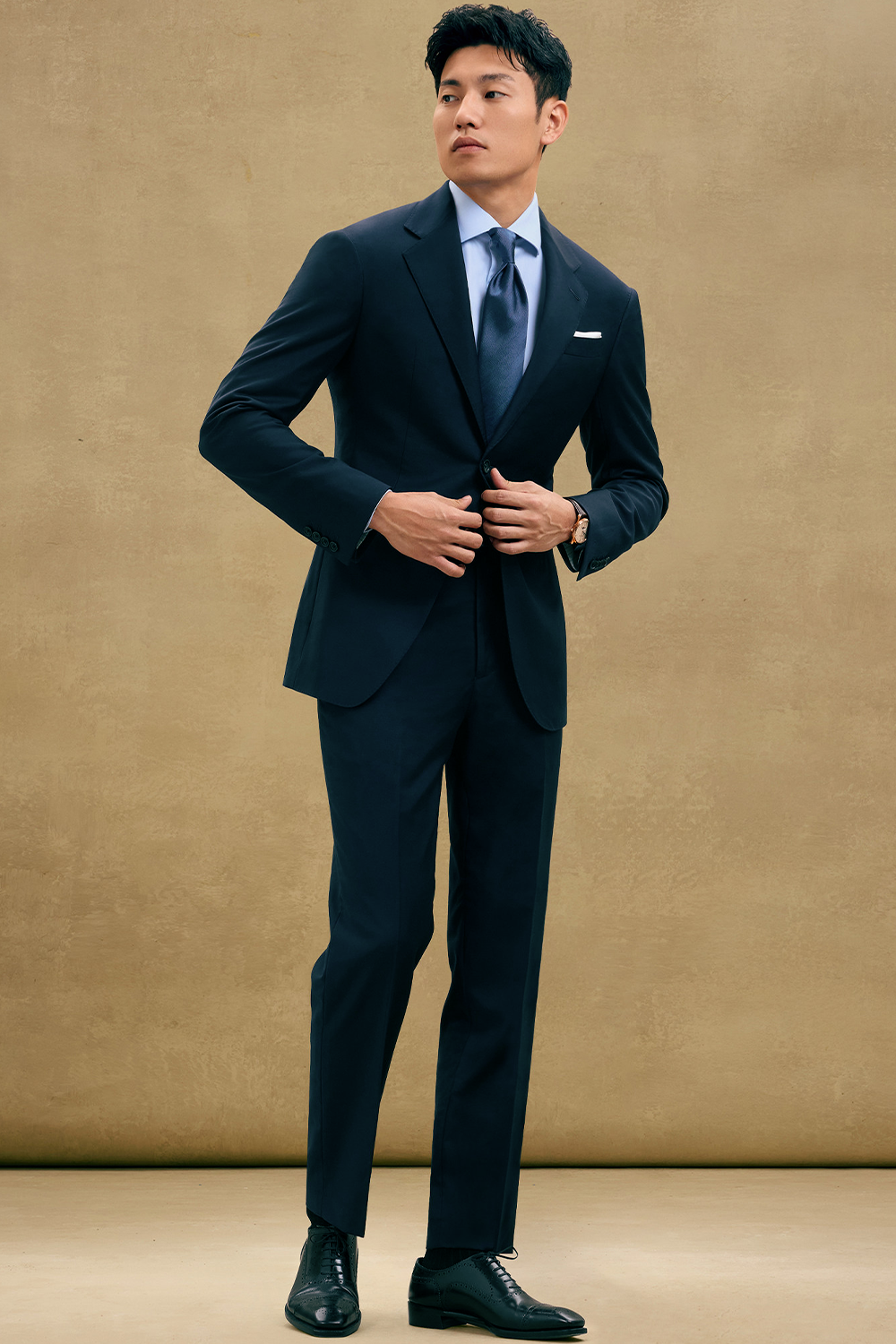 Lanifício Vitale Barberis Canônico- Costume single breasted, half canvas, em lã 21 micron COVERT , lapela notched -Azul Marinho SKA