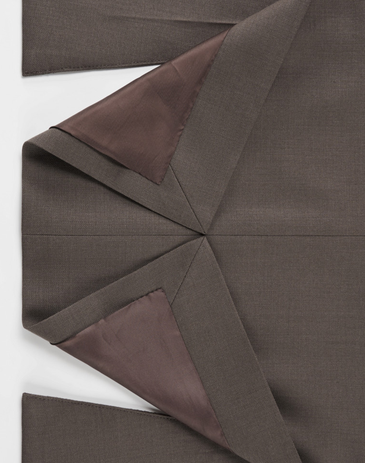 Costume single breasted, lapela notched, em lã merino super 110 18.25 µ - Marrom GDM