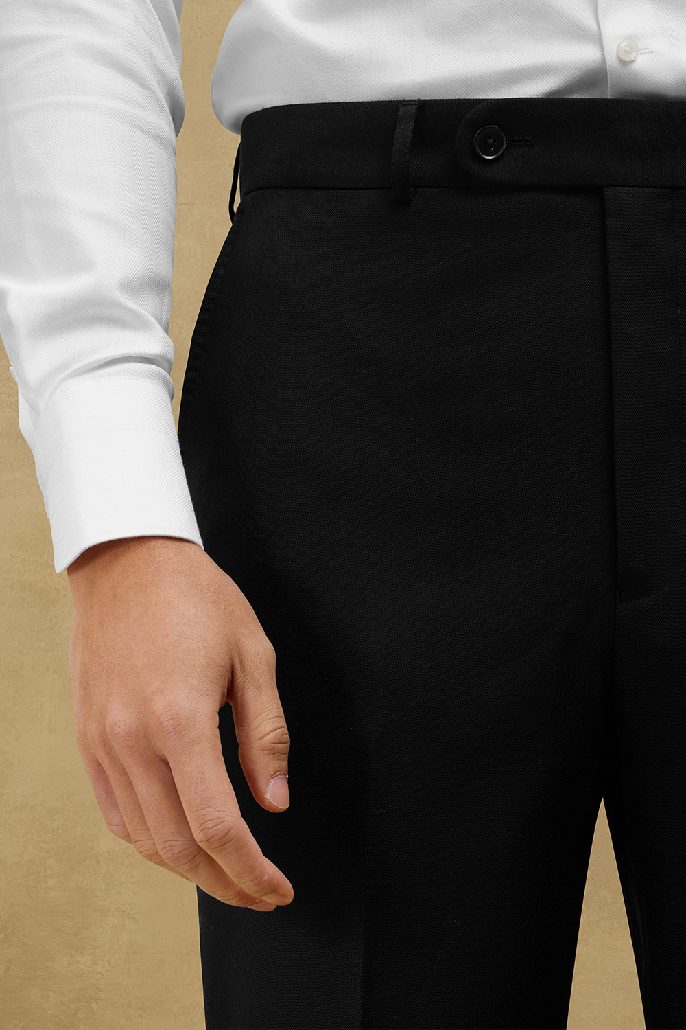 Lanifício MT GERALD - Costume double breasted 6x2, half canvas, em lã merino super 110 18.25 µ , lapela peak - Preto SKA