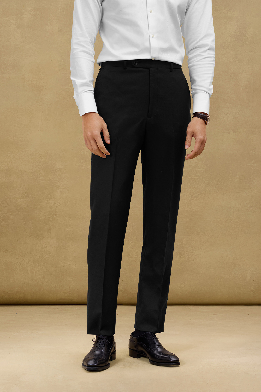 Lanifício MT GERALD - Costume double breasted 6x2, half canvas, em lã merino super 110 18.25 µ , lapela peak - Preto SKA