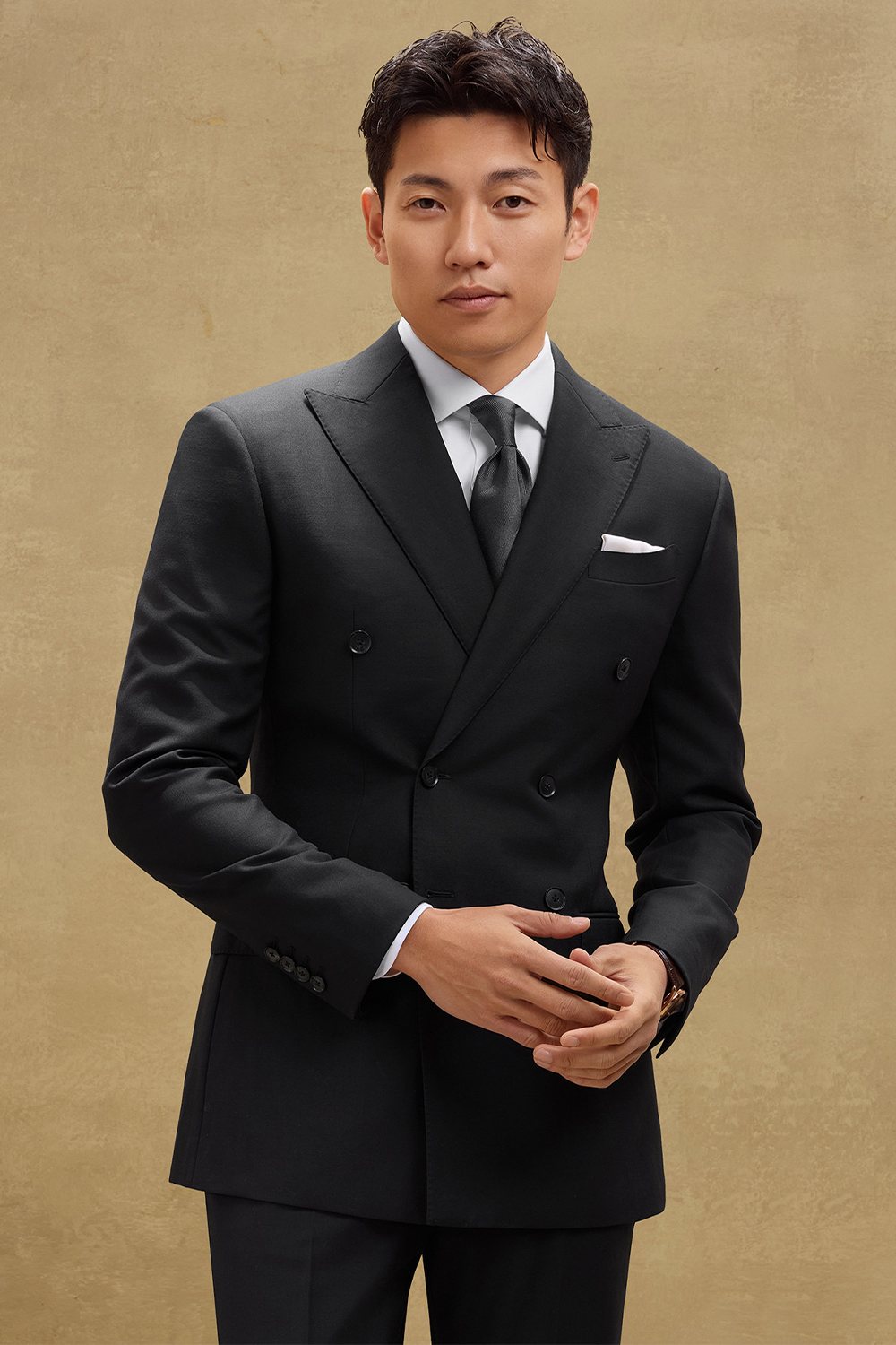 Lanifício MT GERALD - Costume double breasted 6x2, half canvas, em lã merino super 110 18.25 µ , lapela peak - Preto SKA