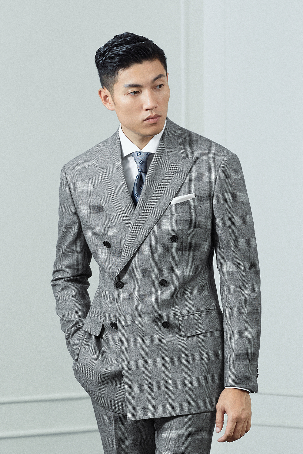 Costume double breasted, half canvas, em lã merino super 110 18.25 µ , lapela peak -  Cinza príncipe de galês