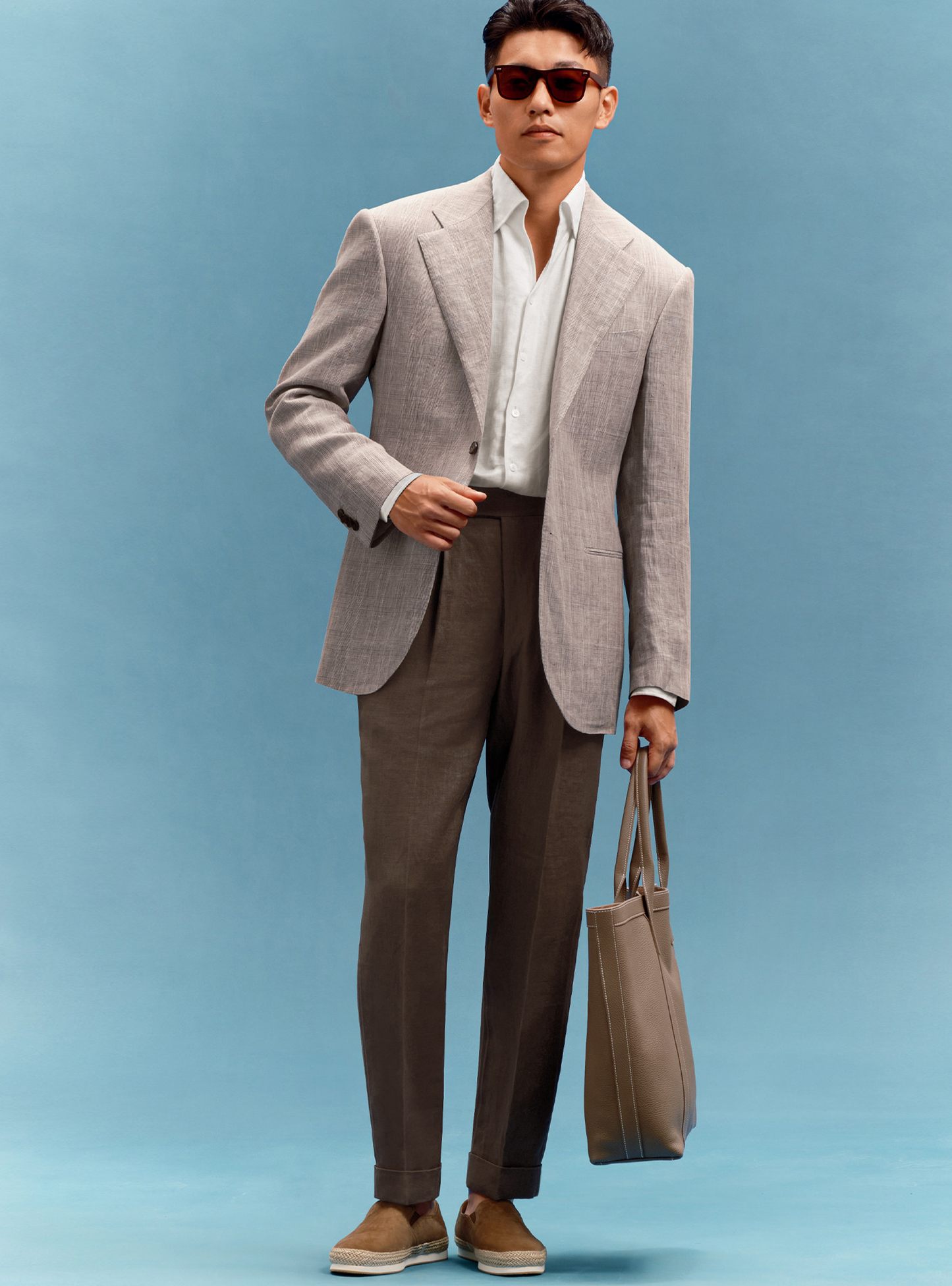 MT GERALD - Blazer single breasted, half canvas, 100% linho, com lapela notched larga - Taupe SKR