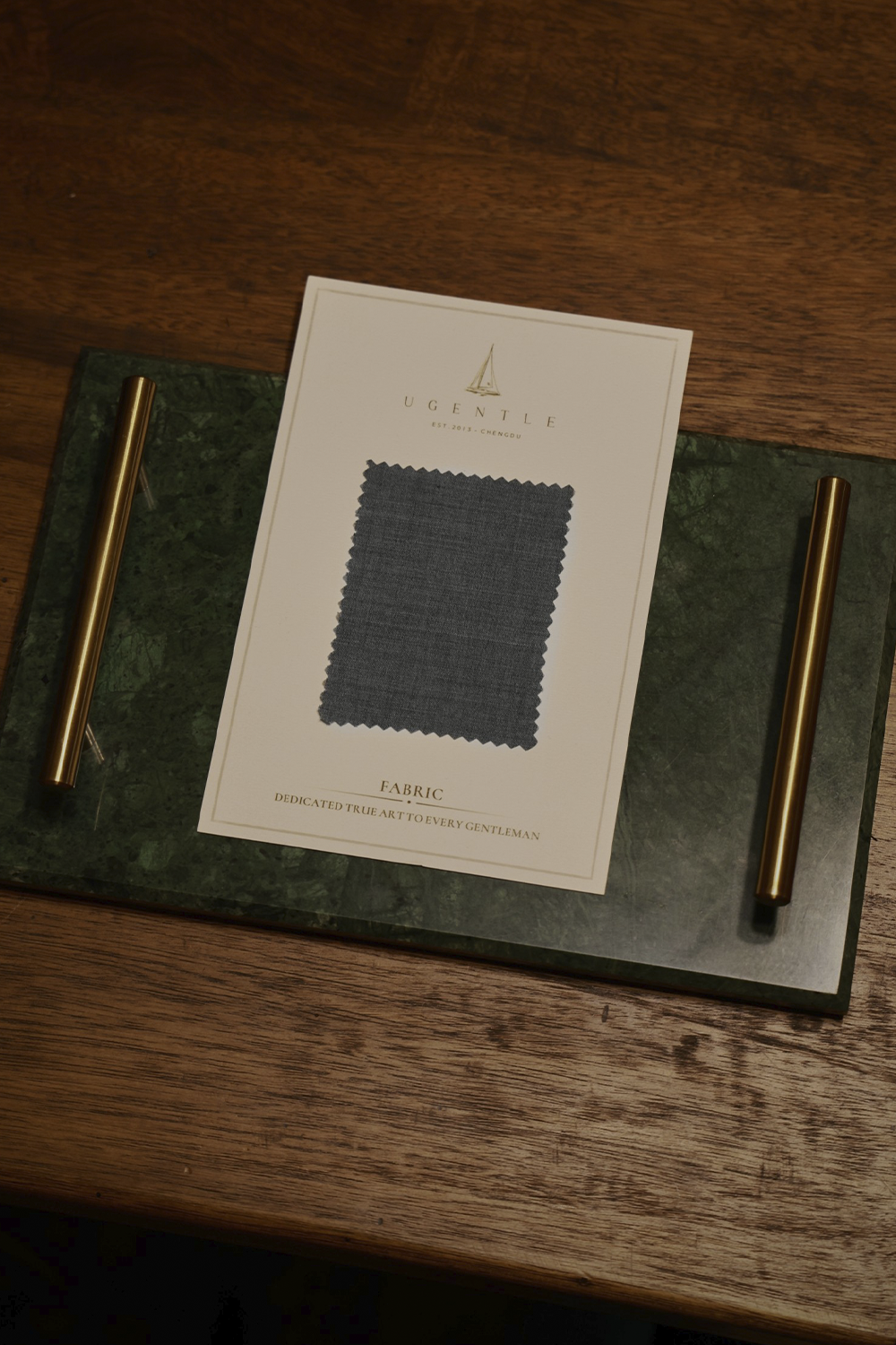 Lanifício Tollegno 1900 - Calça em lã merino, super 120's 17.75 micron, com pregas, barra italiana e ajustadores laterais - Cinza UGT