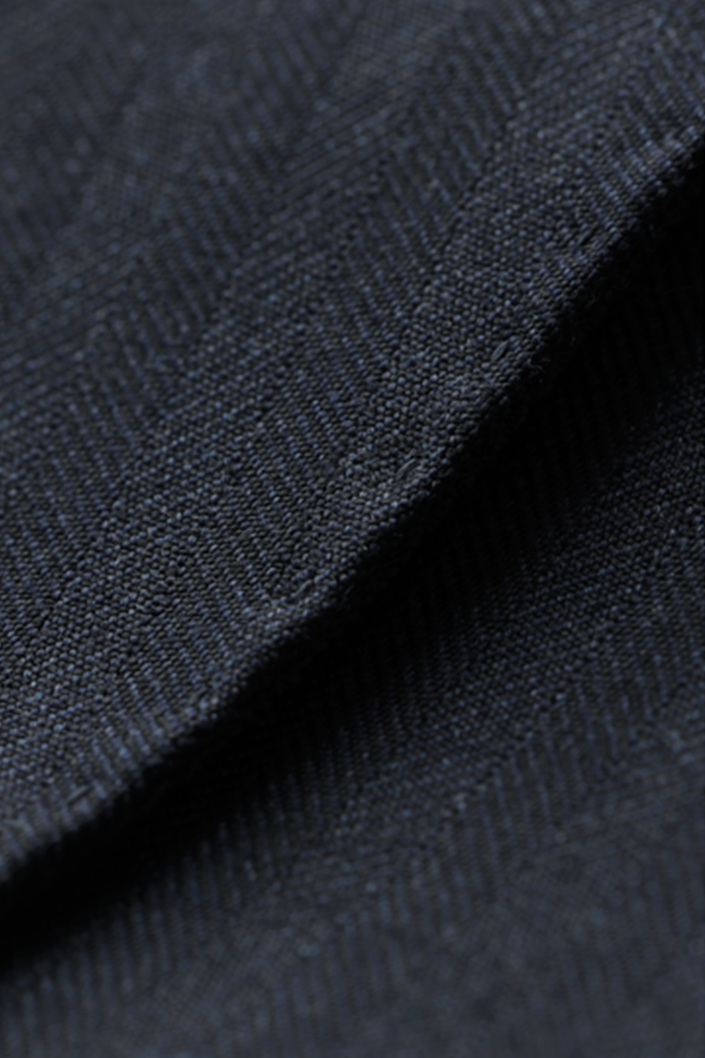 Lanifício Vitale Barberis Canonico - Costume sing breasted, half canvas, lapela notched média, em lã merino super 110 18.25 µ, 260g - Azul marinho espinha de peixe